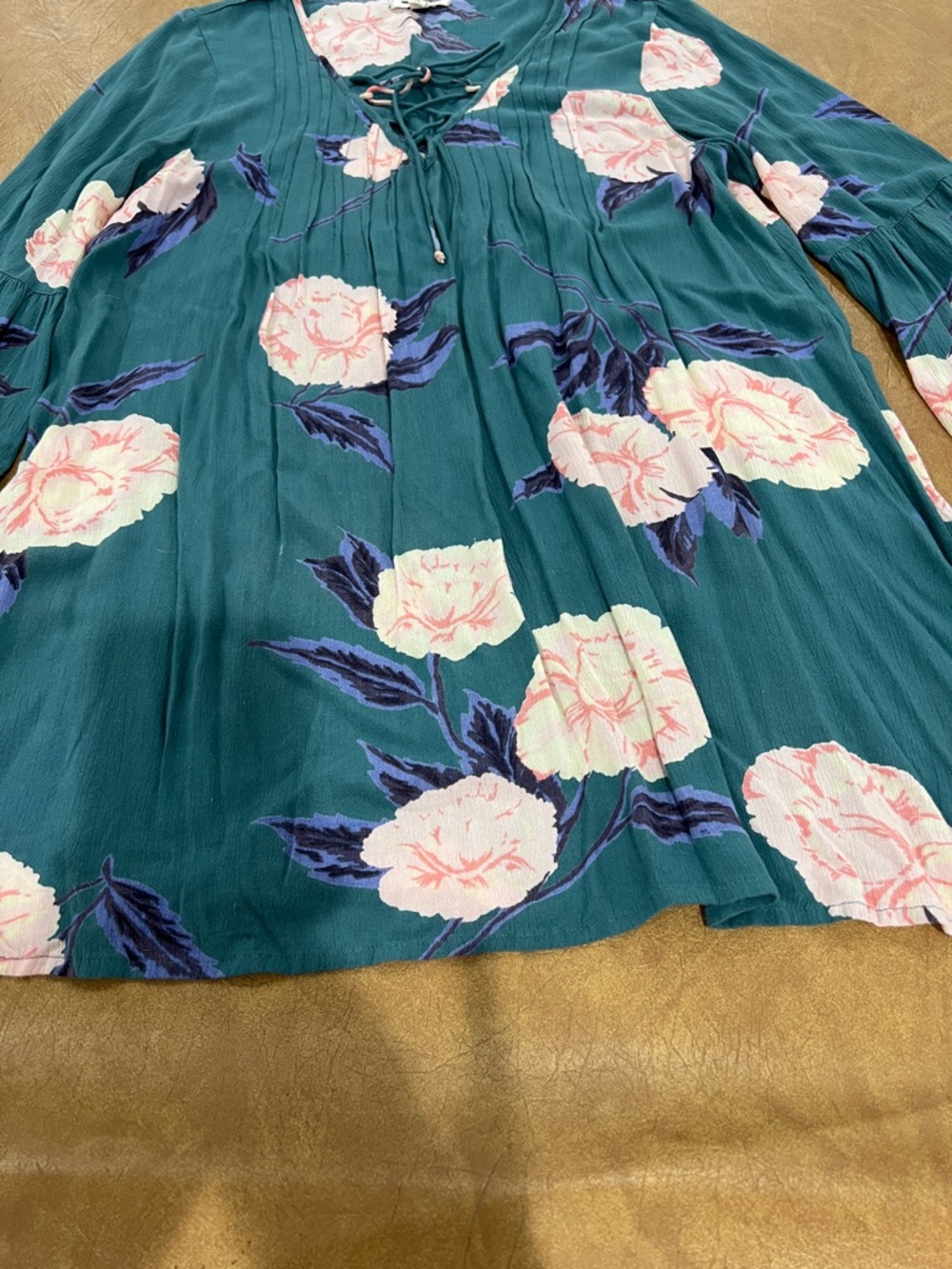 Billabong Teal Floral Lace-Up V-Neck Tunic with Pink Blooms - Picture 5 of 8